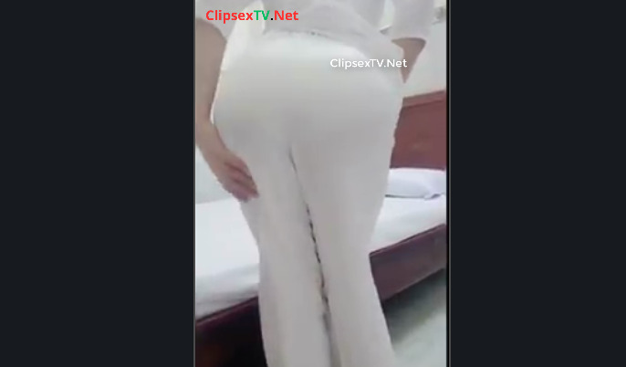 Clip Sex Cuối Năm Làm Tình Với Áo Dài Trắng